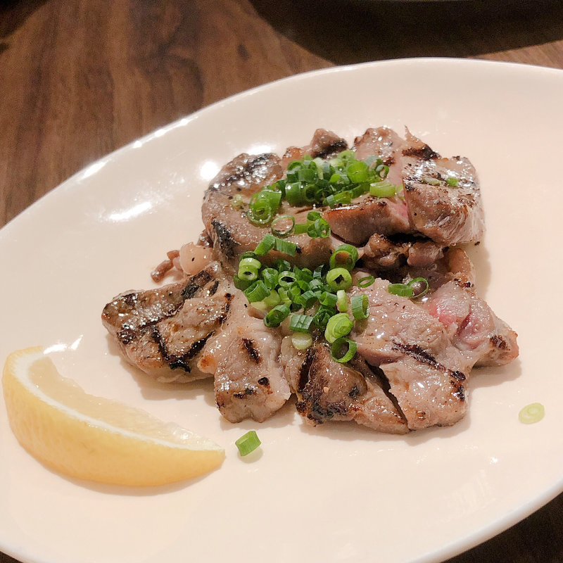 仔牛のタン塩 トリュフの香り(カシュカシュ )