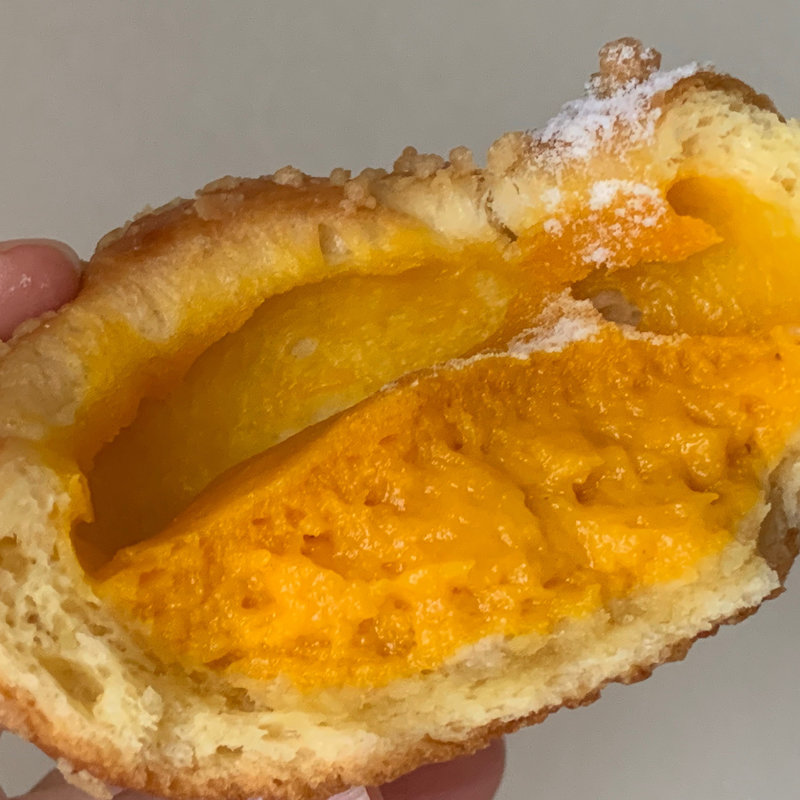 マンゴークリームパン(LE PAIN de Joël Robuchon)