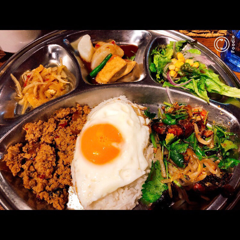 (オリエンタルカラーズ ルミネエスト 新宿店)