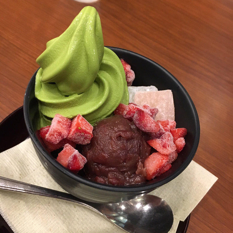 (丸の内カフェ ease)