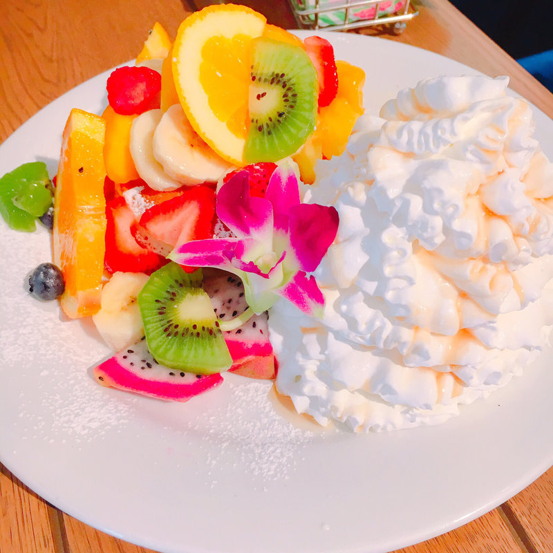 トロピカルフルーツパンケーキ(Hawaiian Pancake Factory 新宿ミロード店 （ハワイアンパンケーキファクトリー）)