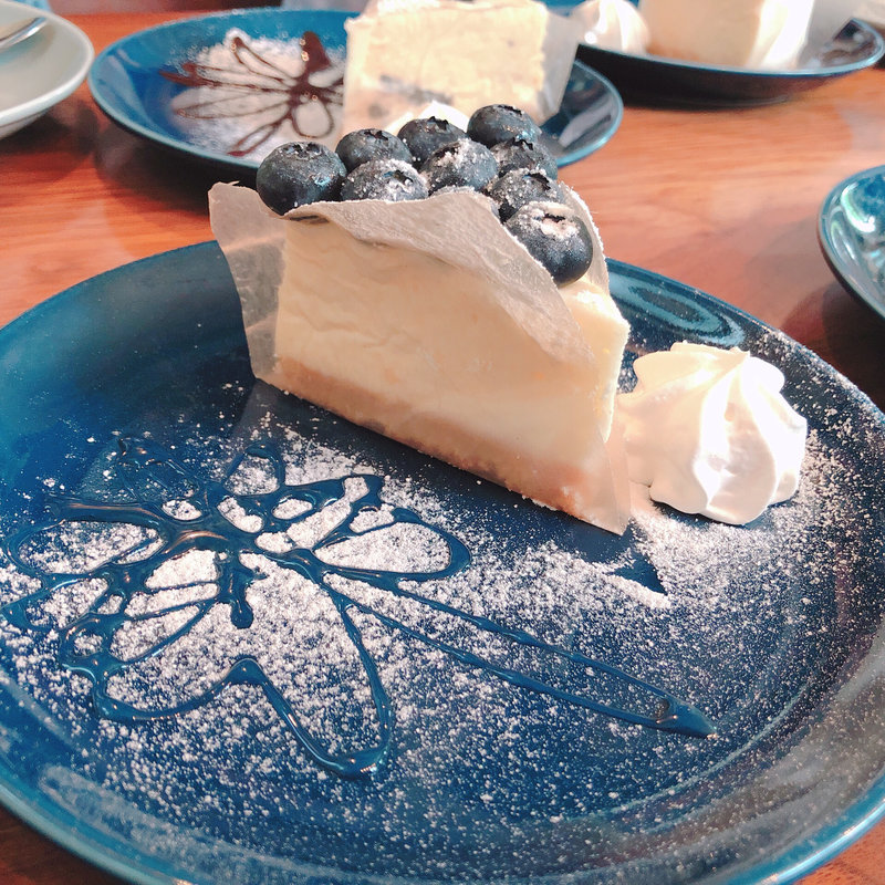 ブルーベリー生クリームチーズケーキ(ザ サン リブズ ヒア （The SUN LIVES HERE）)