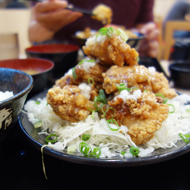 鬼盛の極旨ねぎ塩唐揚げライス(伝説のすた丼屋 福岡天神店)