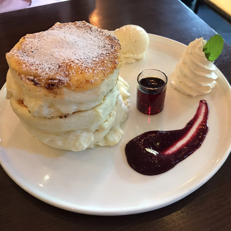 ブリュレパンケーキ 512 Cafe Grill の口コミ一覧 おいしい一皿が集まるグルメコミュニティサービス Sarah