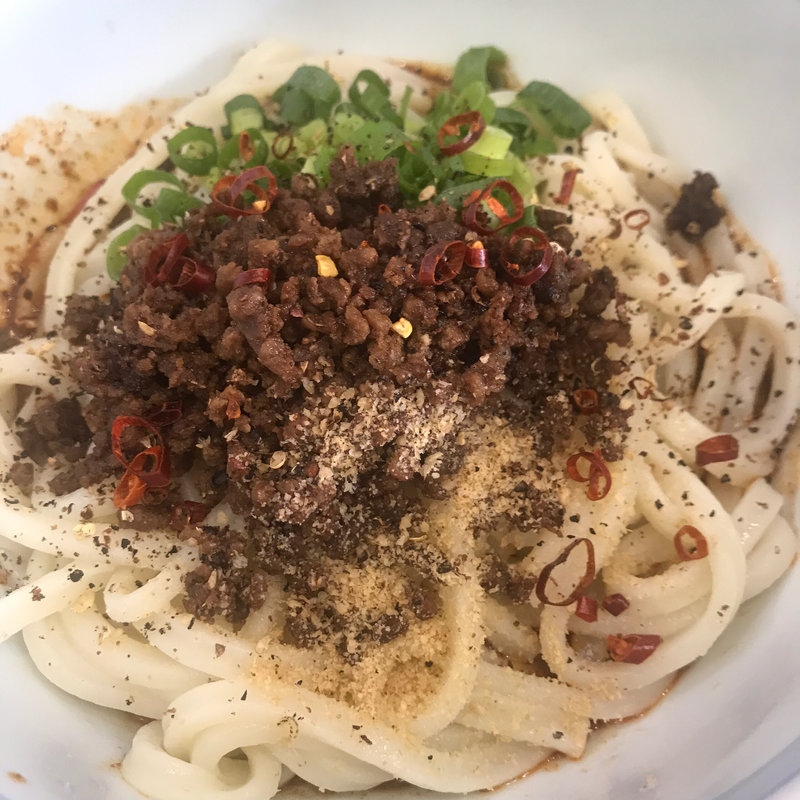 麻辣汁なし坦々うどん(讃岐のおうどん花は咲く 新宿戸山店)