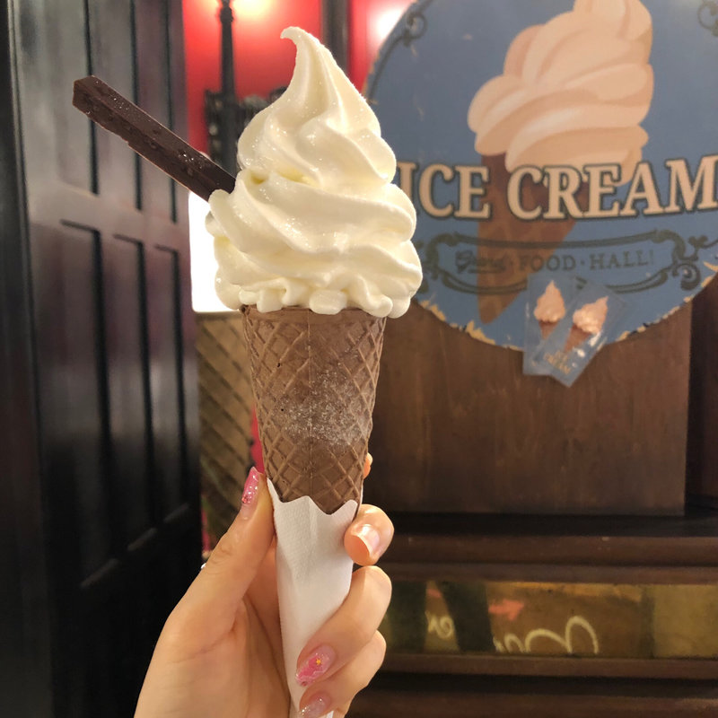 ソフトクリーム(グランドフードホール 六本木店)
