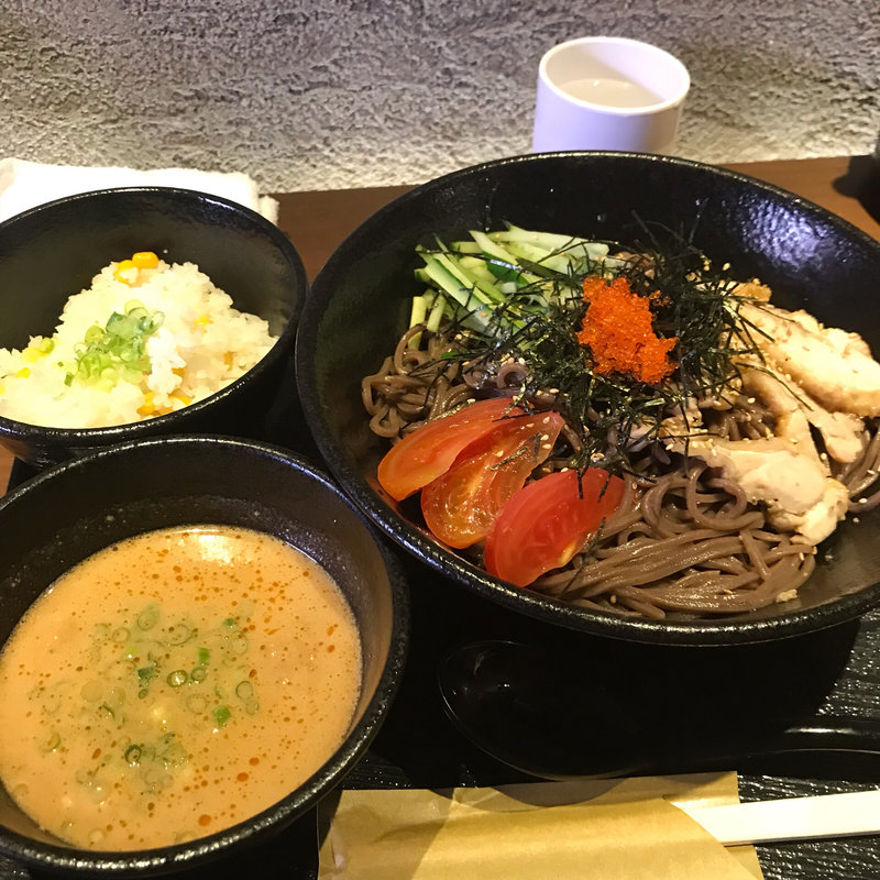 冷たい鶏そば(禅)