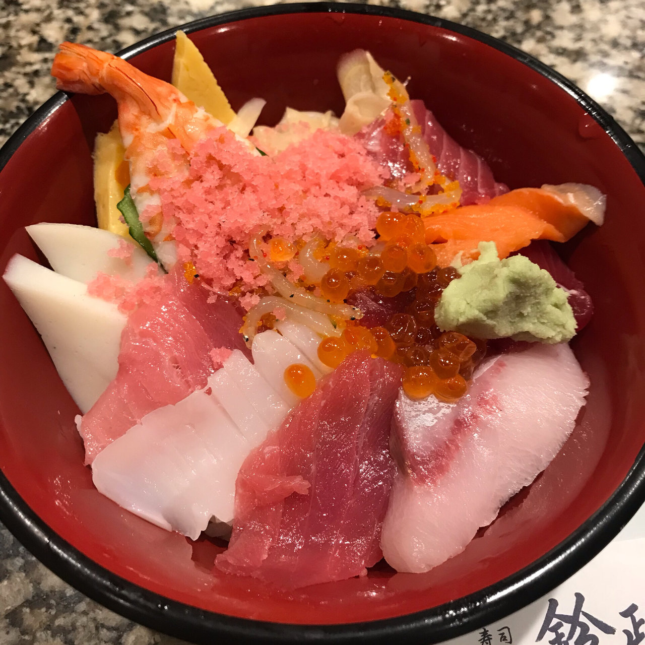 赤坂見附駅周辺で食べられる海鮮丼ランキング Sarah サラ