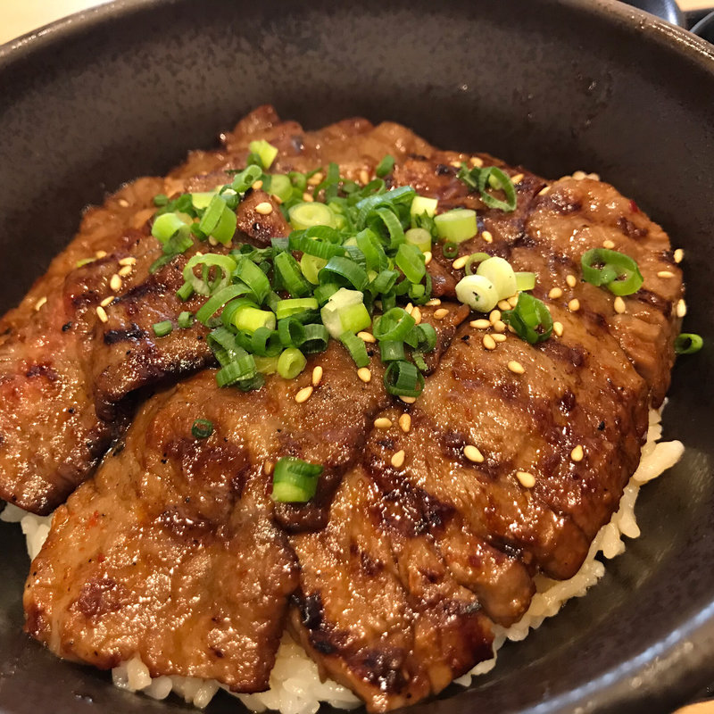 特選カルビ丼（並）(北海道マルハ酒場 御徒町一号店)