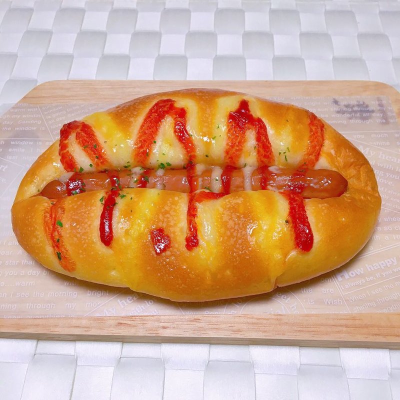 あらびきソーセージ(リブラン ベーカリー&カフェ)