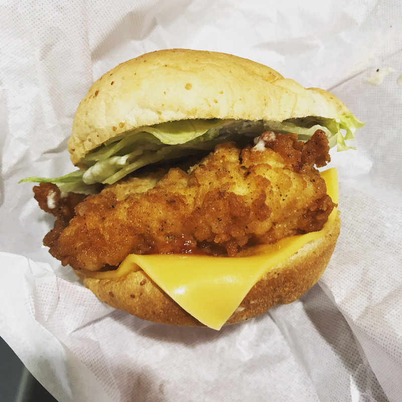 ペッパーマヨチキンフィレサンド(ケンタッキーフライドチキン綾瀬店)