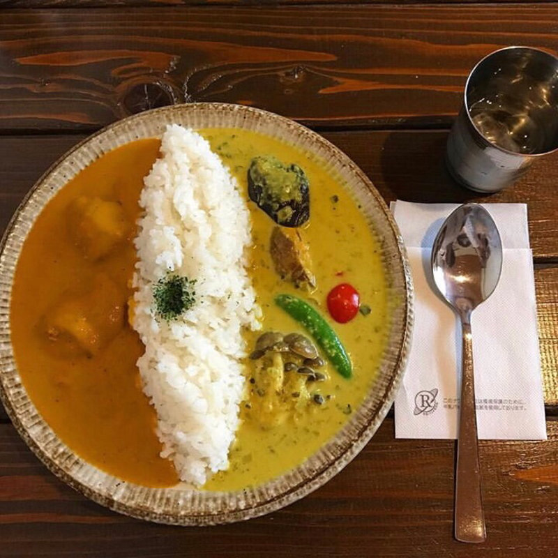 ハーフ＆ハーフカレー(旅人カレー )