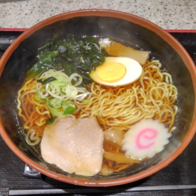 煮干しラーメン(名代 富士そば 神楽坂店)