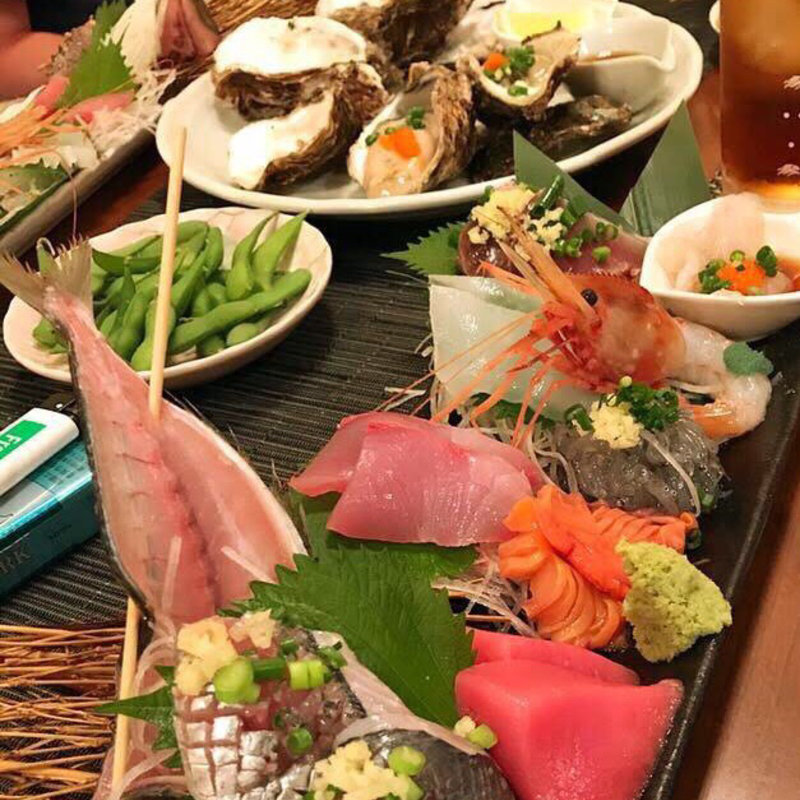 お造り盛り合わせ(魚正)