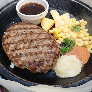 オニオンソースビーフハンバーグ(武蔵ハンバーグ グランツリー武蔵小杉店)
