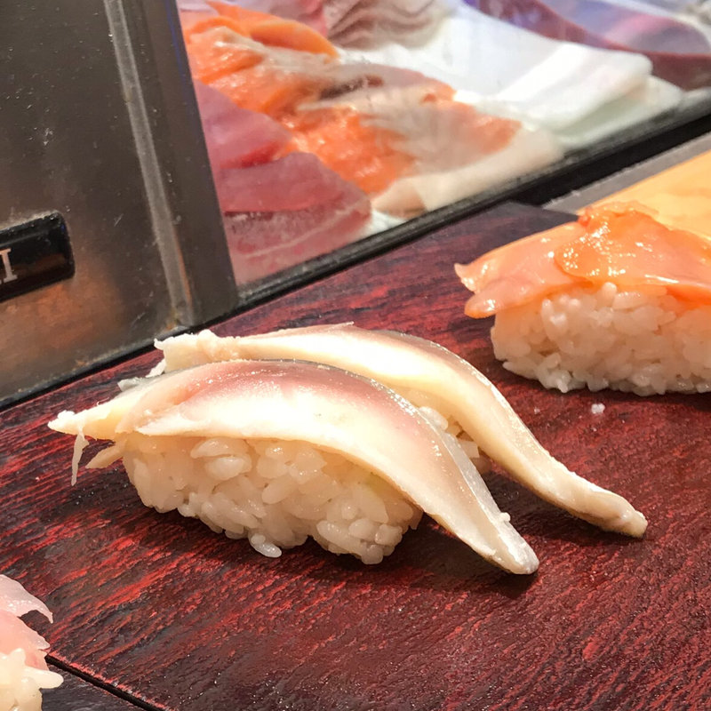 〆さば(立ち寿司横丁 中野サンモール)