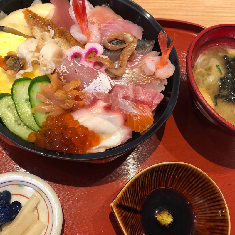 旬魚丼(旬魚亭)