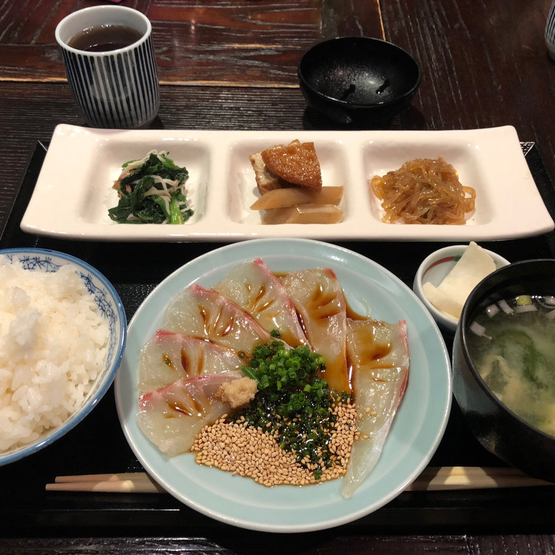 朝締め鯛の旨み醤油漬け(橙凜)