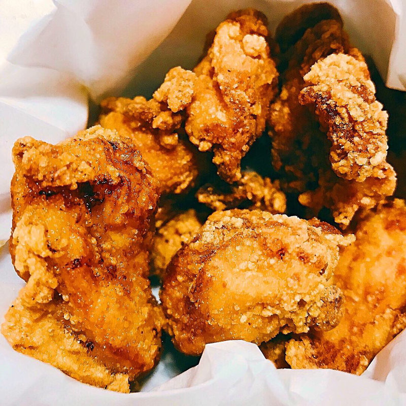 骨なしもも肉100g(ごちそう維新からあげ テイクアウト専門店)