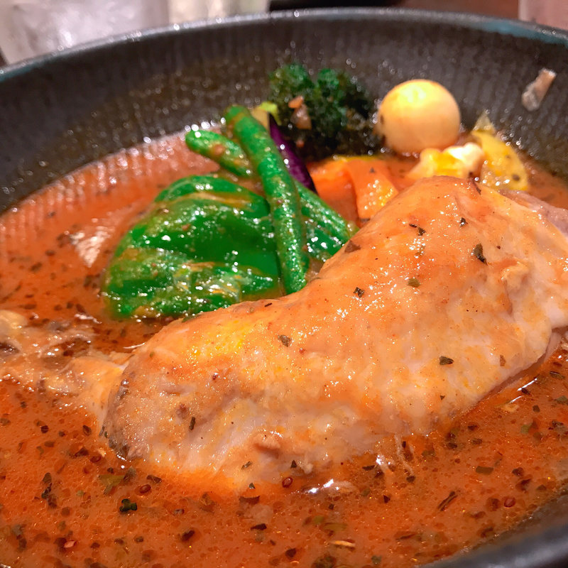 チキンto野菜カレー(lavi(ラビ) 新千歳空港店)