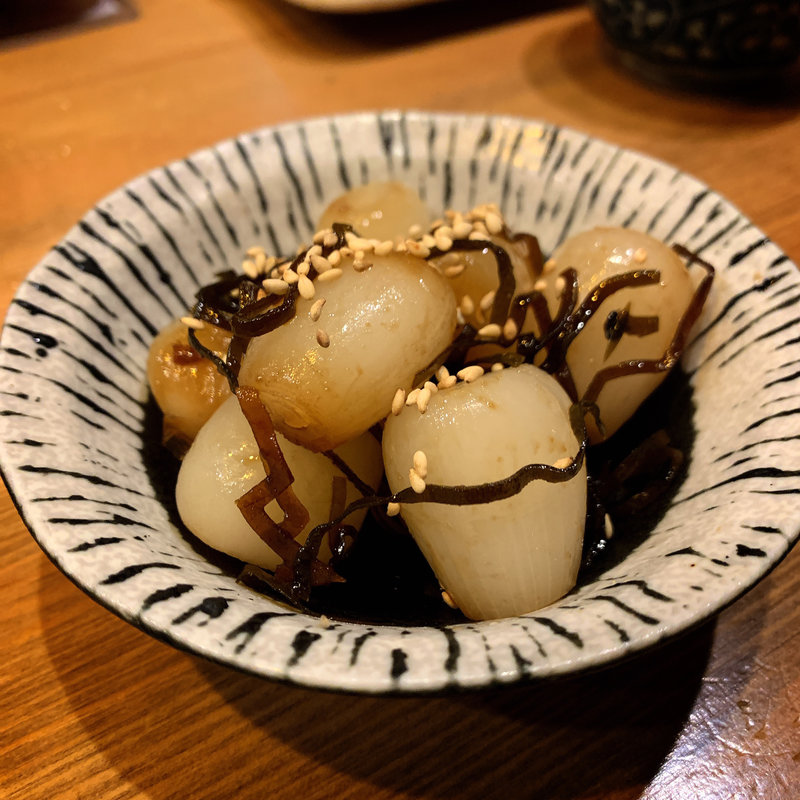 らっきょ塩昆布和え(もつ焼き勝利はなれ)