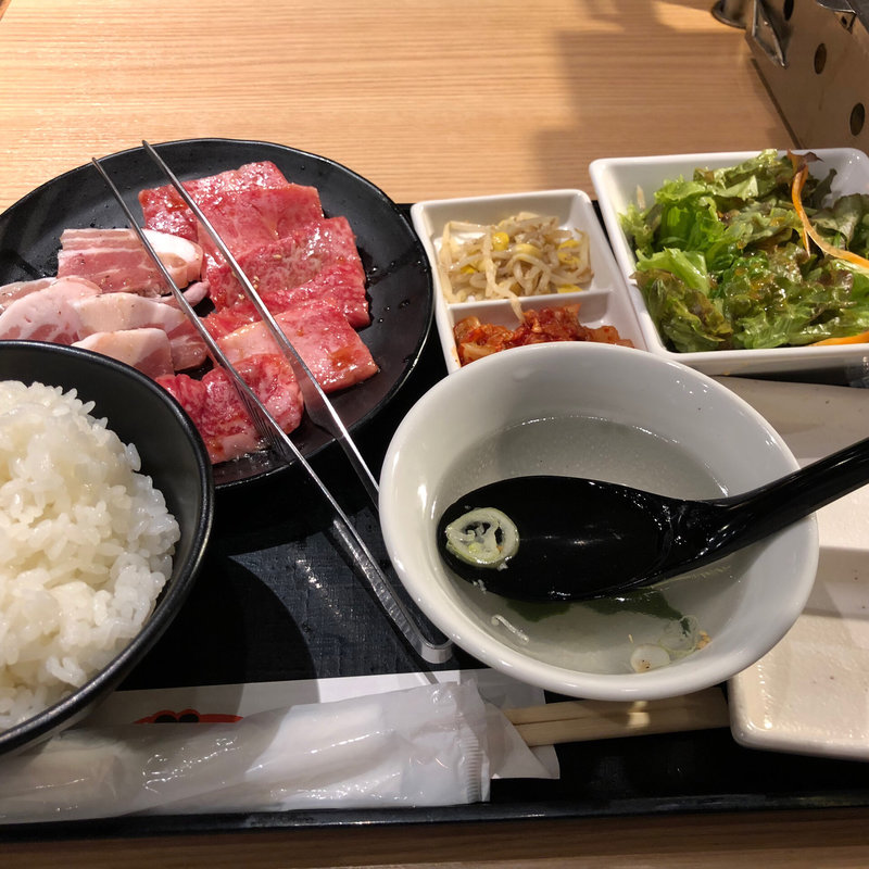 (焼肉本舗 ぴゅあ)