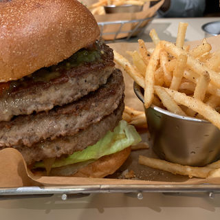 モンスターポンドバーガー(J.S Burger Cafe)