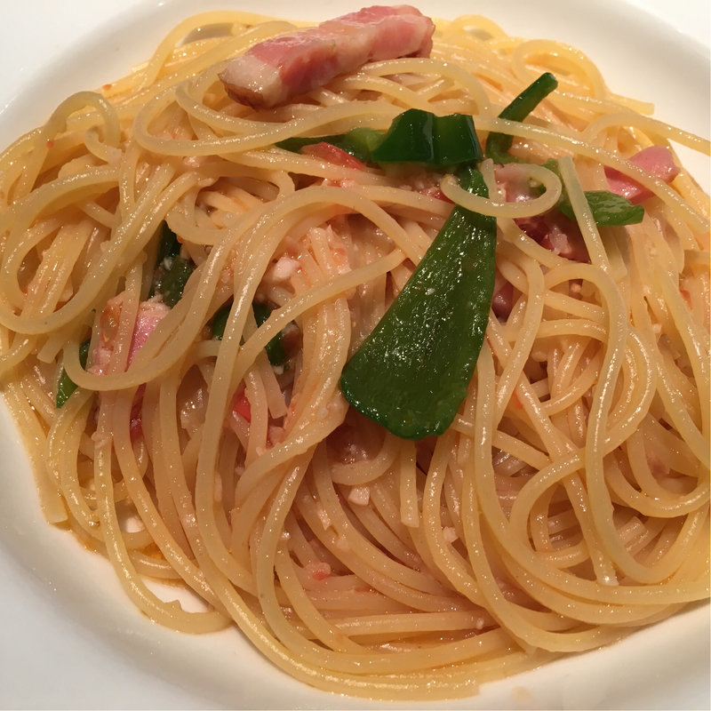 厚切りベーコンとホウレン草のトマトソース(オステリア バッカーノ)