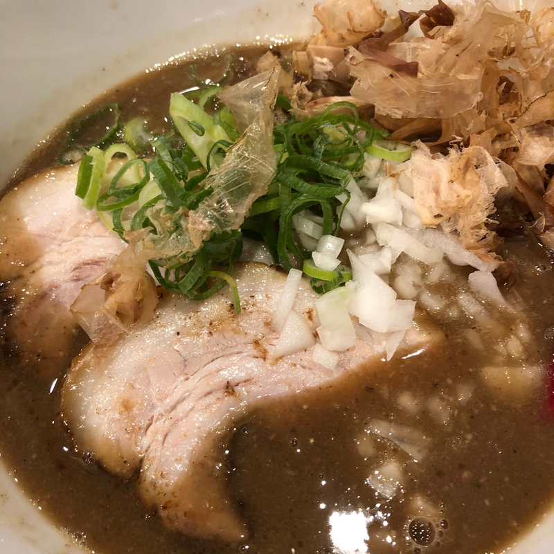 煮干し鶏豚骨ラーメンセイジ(中も津屋 天神橋店)