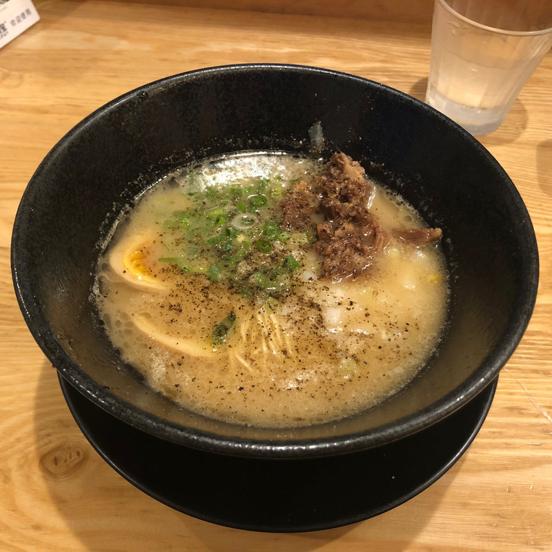 牛骨白湯ラーメン玉(人情麺家 牛骨王 南船場店)