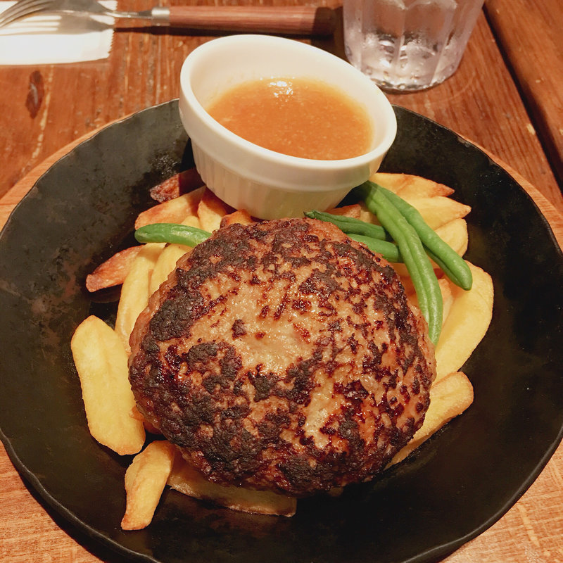 ハンバーグランチ(クラフトビールタップ秋葉原駅前店)