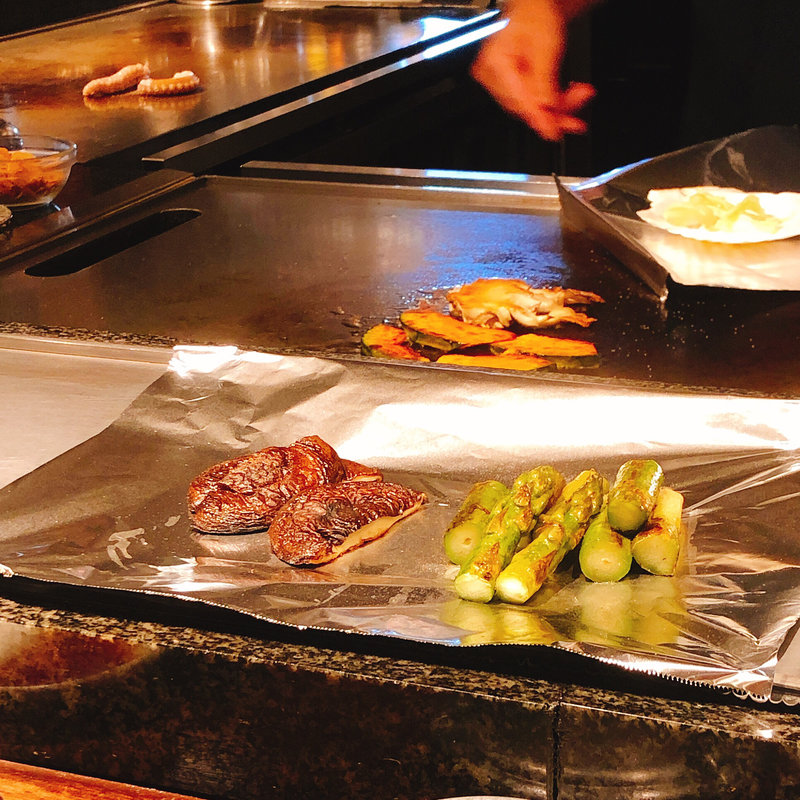 椎茸とアスパラ(鉄板焼よしむら)