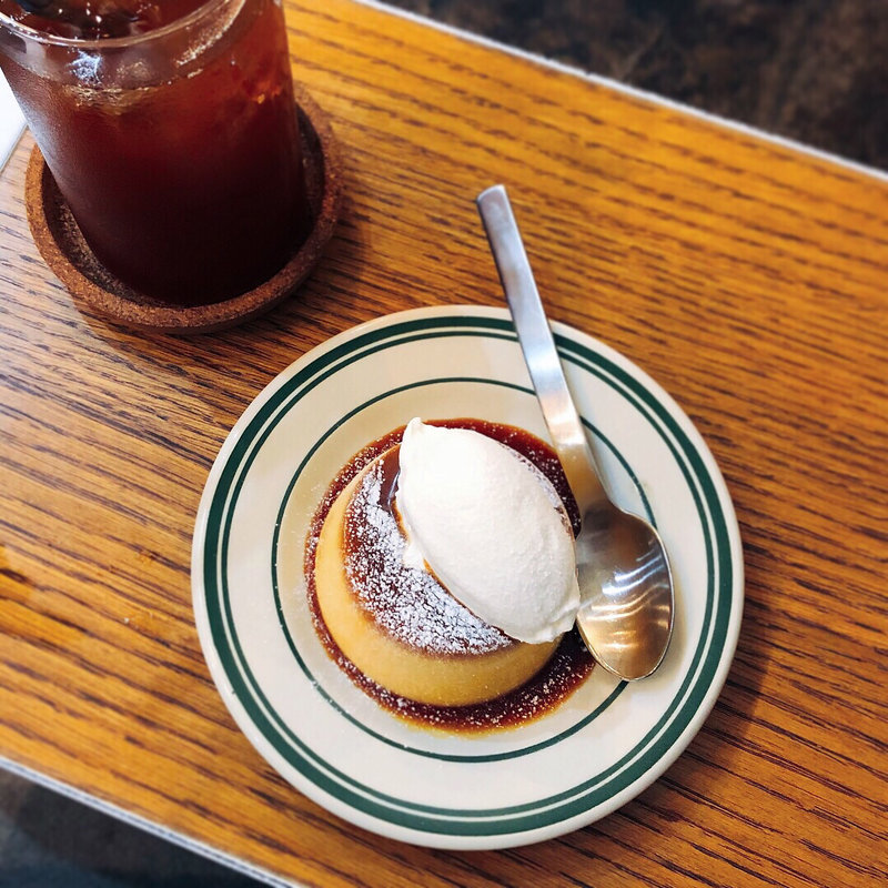 カスタードプリン（＋ホイップクリーム）(YOUR DAILY COFFEE 上町店)