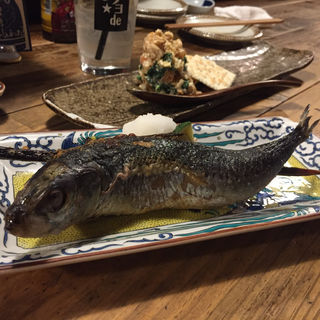 焼き魚(居酒屋　ちょーちょ )