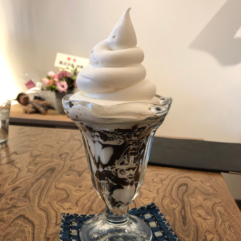 コーヒーゼリーパフェ(アイスビストロヒライ)