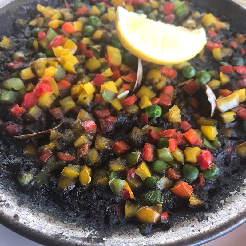 イカスミのパエリア(スペイン・モロッコ料理 アランダルース)