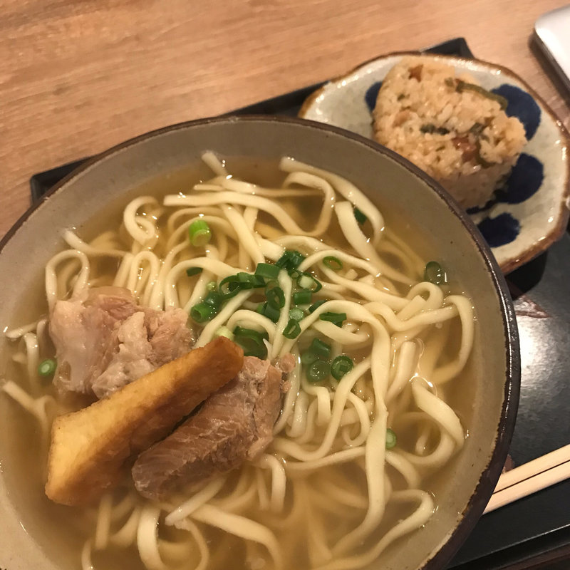 (沖縄料理 新風 （みいかじ）)