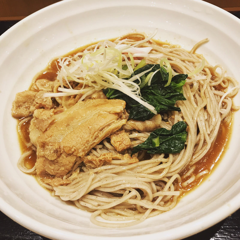 豚肉ごまだれそば(そばいち 新宿店)