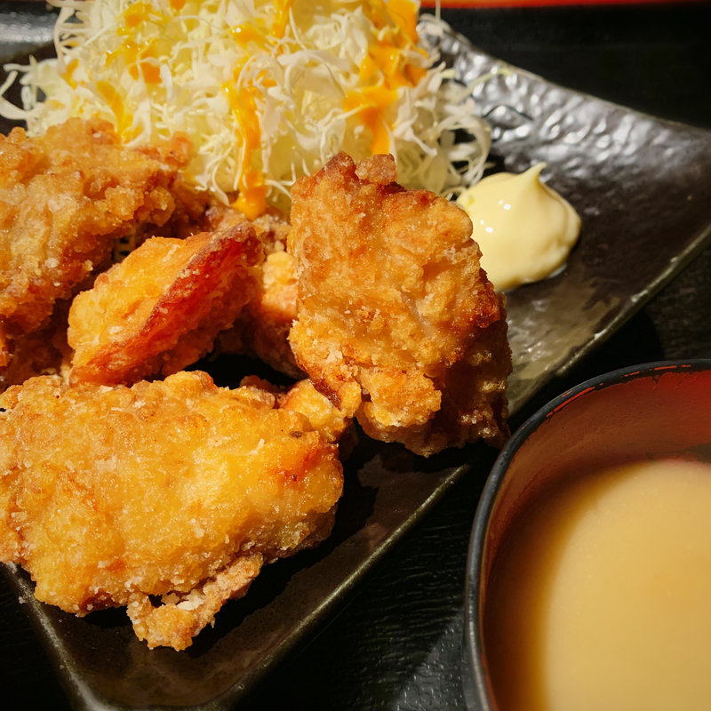 唐揚げ定食(薩摩八郎 （さつまはちろう）)