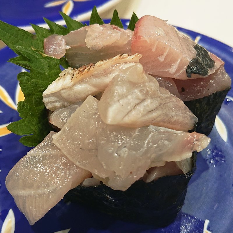 鮮魚のブツ切り軍艦(回転寿司みさき 川崎アゼリア店)