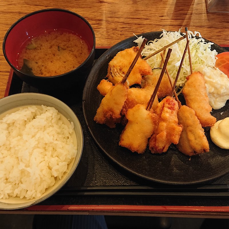 特製串かつ定食(串かつ でんがな 川崎店)