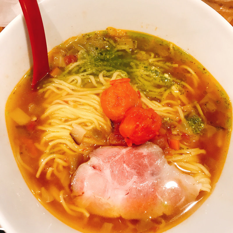 トマトらーめん紅（太麺）(紅 （くれない）)