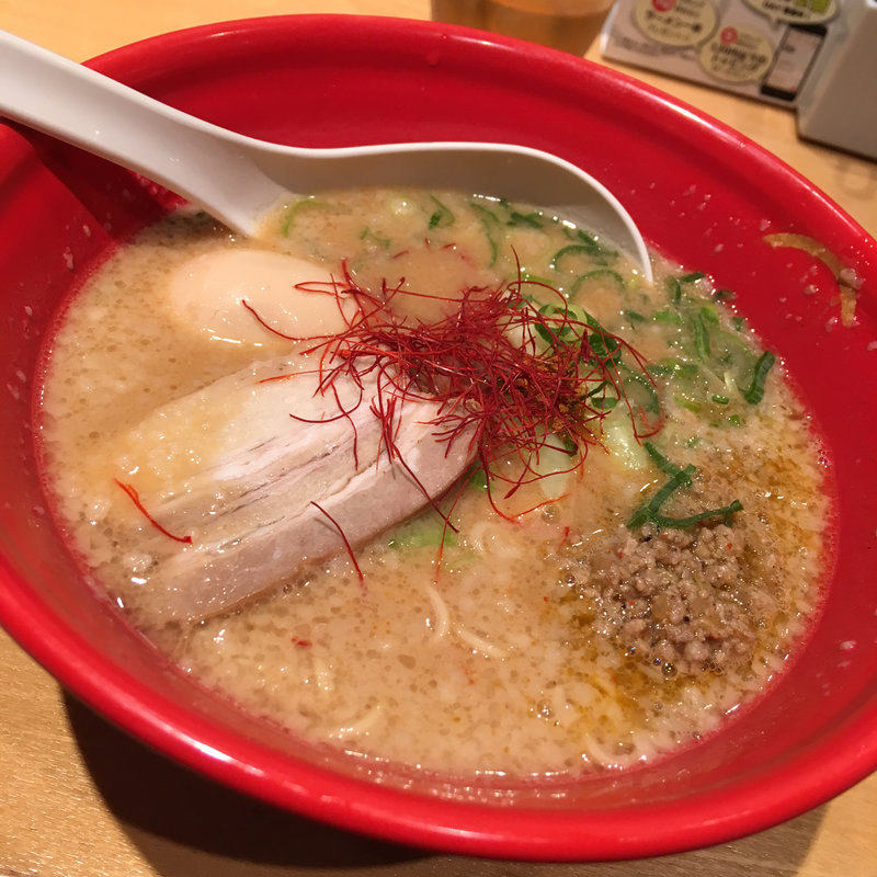 豚骨 赤(味玉入り)(TOKYO豚骨BASE MADE by 一風堂 ペリエ海浜幕張)