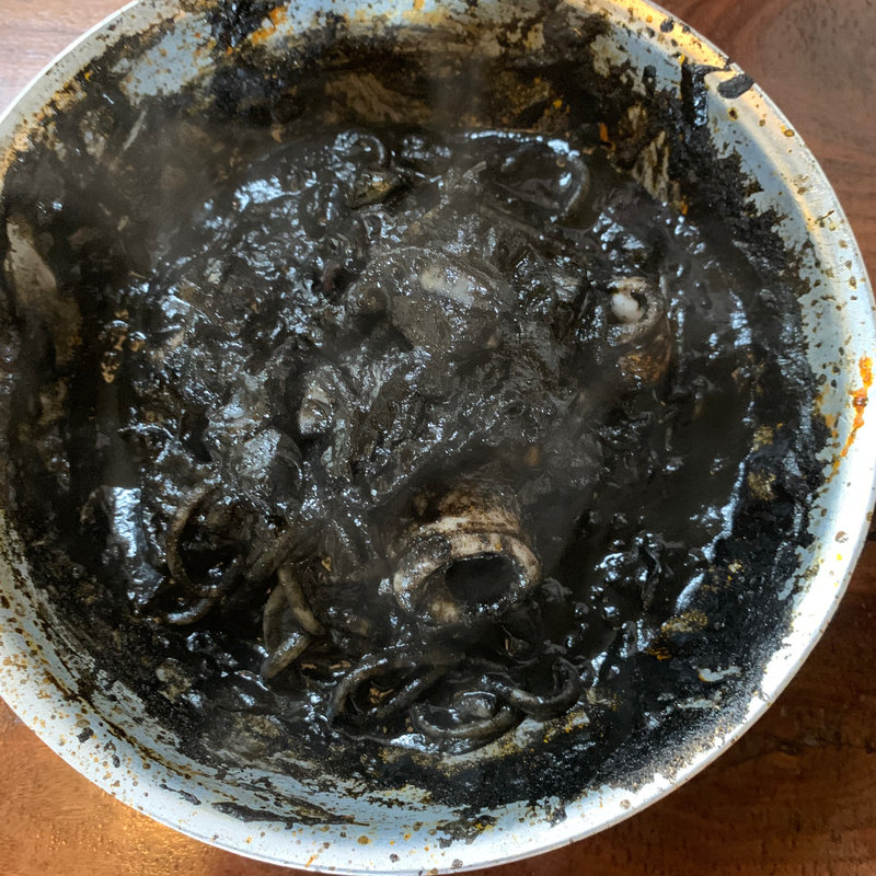 イカ墨自家製生パスタ(Ｌａ　Ｆｅｓｔａ)