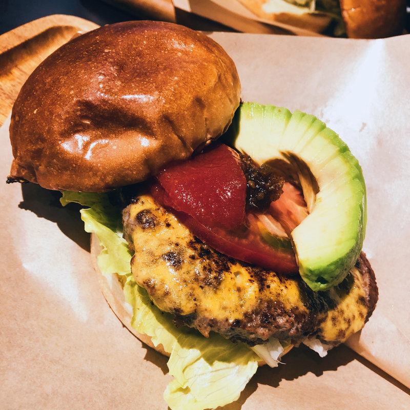 チーズバーガーセット(肉ya burgers)