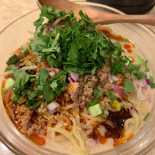 冷やし坦々麺(限定) パクチー増し