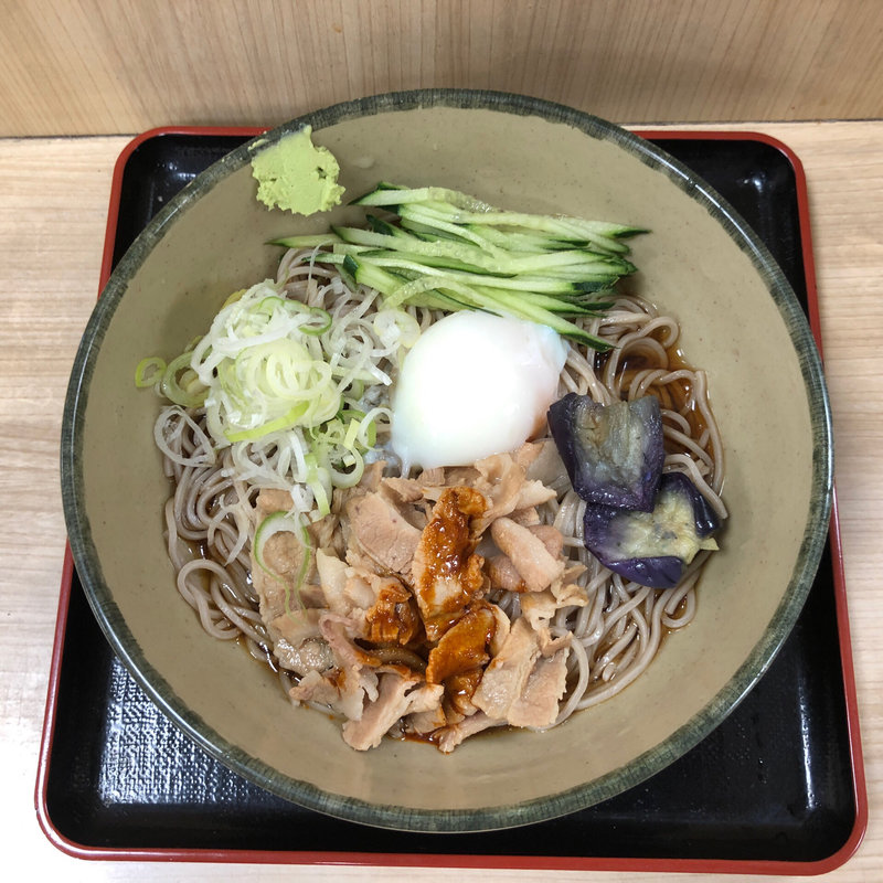 シビ辛冷やし肉そば温玉乗せ（季節限定メニュー）(名代 箱根そば 祖師谷大蔵店)