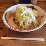 小ラーメン(ラーメン 神豚 六浦関東学院前店)