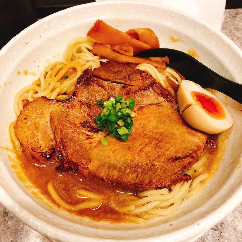 厚切り炙り焼豚 男のどろポタ咖喱ラーメン(関目団長)