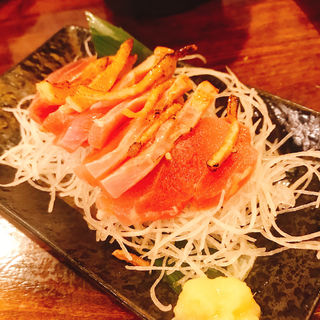 地鶏刺し(大衆酒場 ビートルマン)